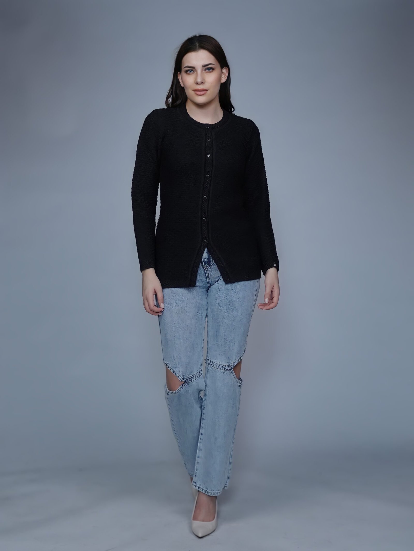 Creative Line Knitted Cardigan 2 1 28 scaled