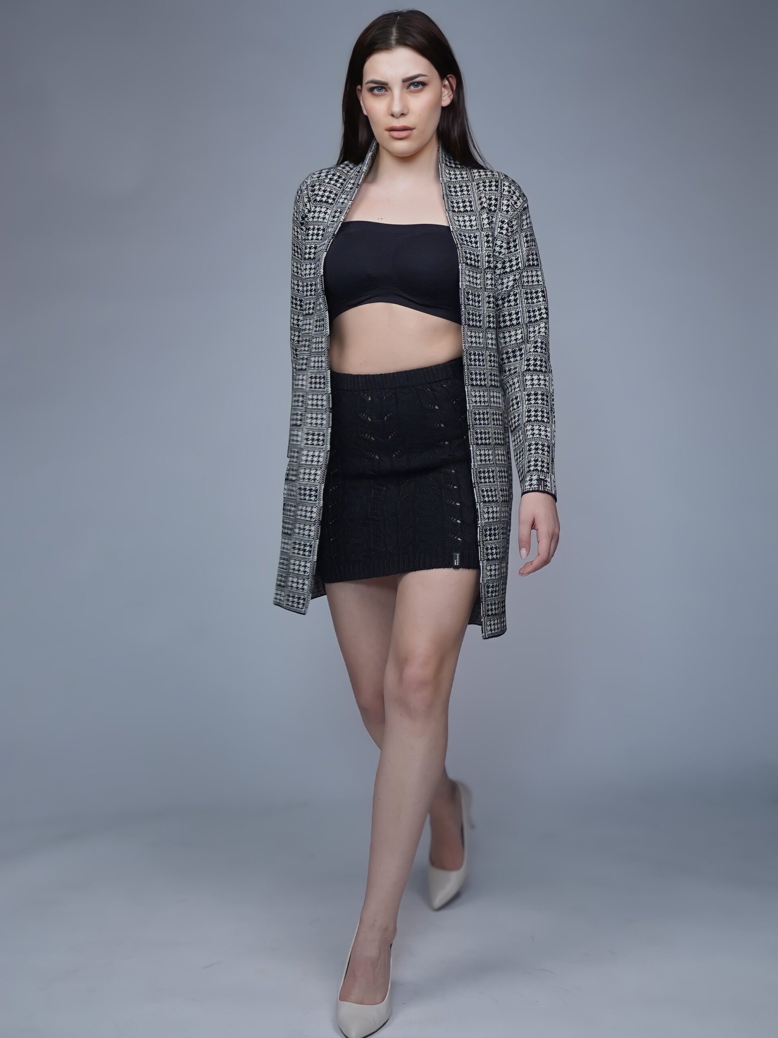 Creative Line Geometric Design Knitted Shrug 2 1 33 scaled