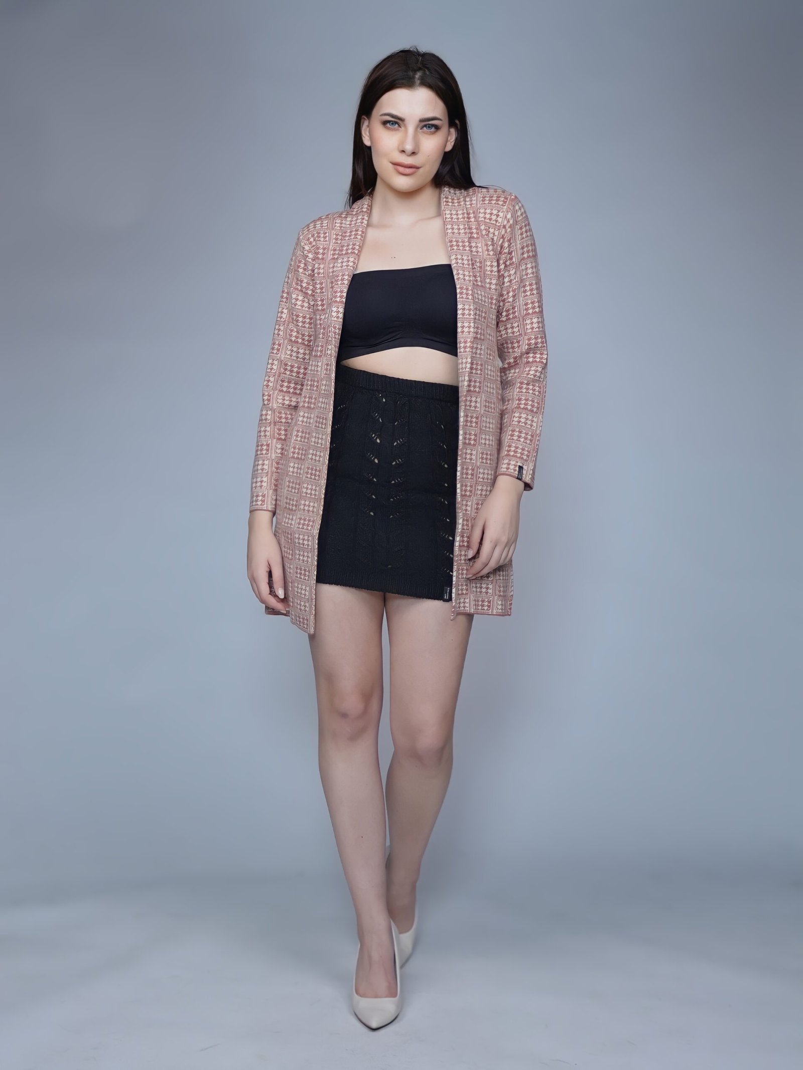 Creative Line Geometric Design Knitted Shrug 3 2 32 scaled