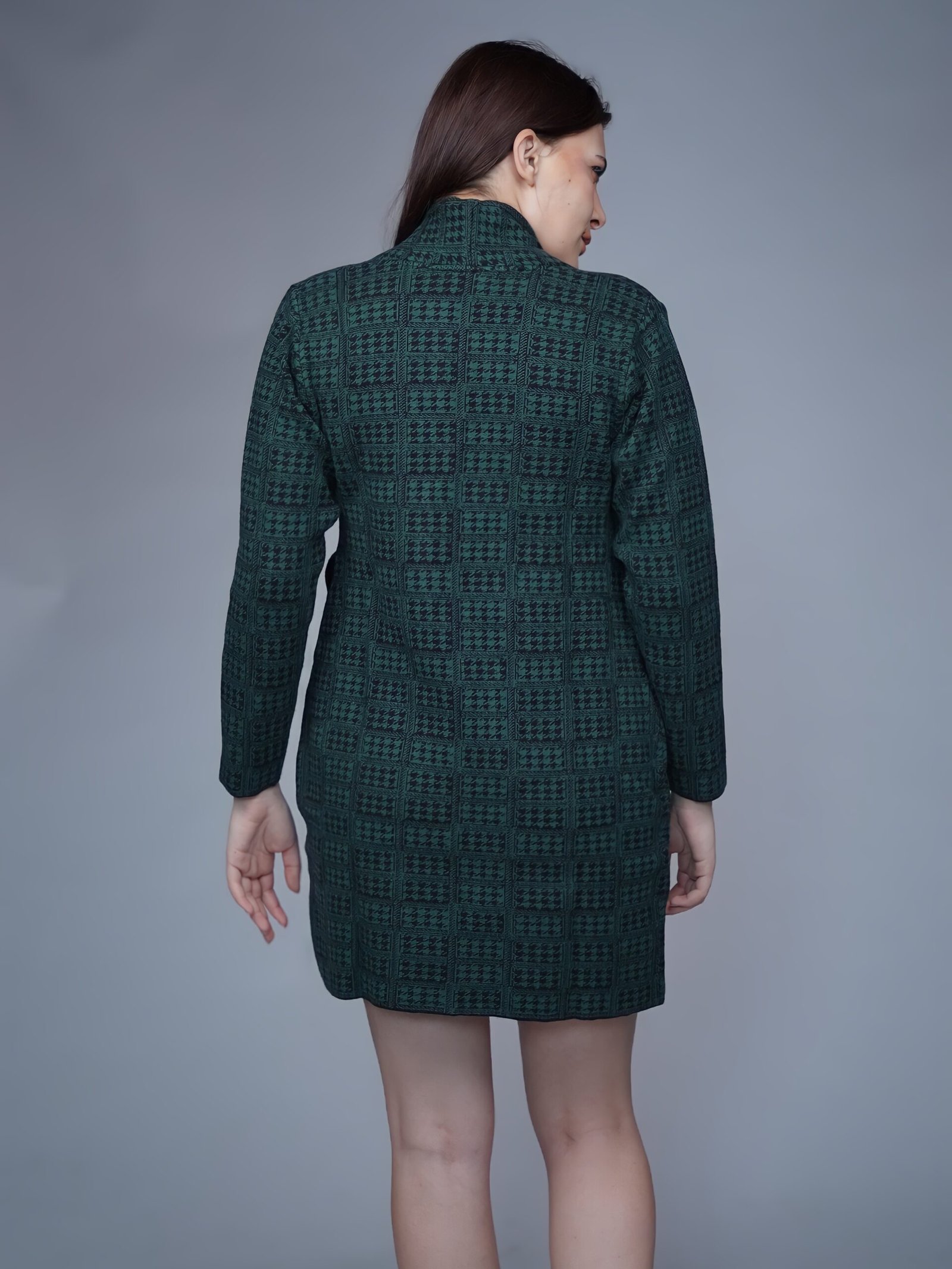 Creative Line Geometric Design Knitted Shrug 9 8 21 scaled