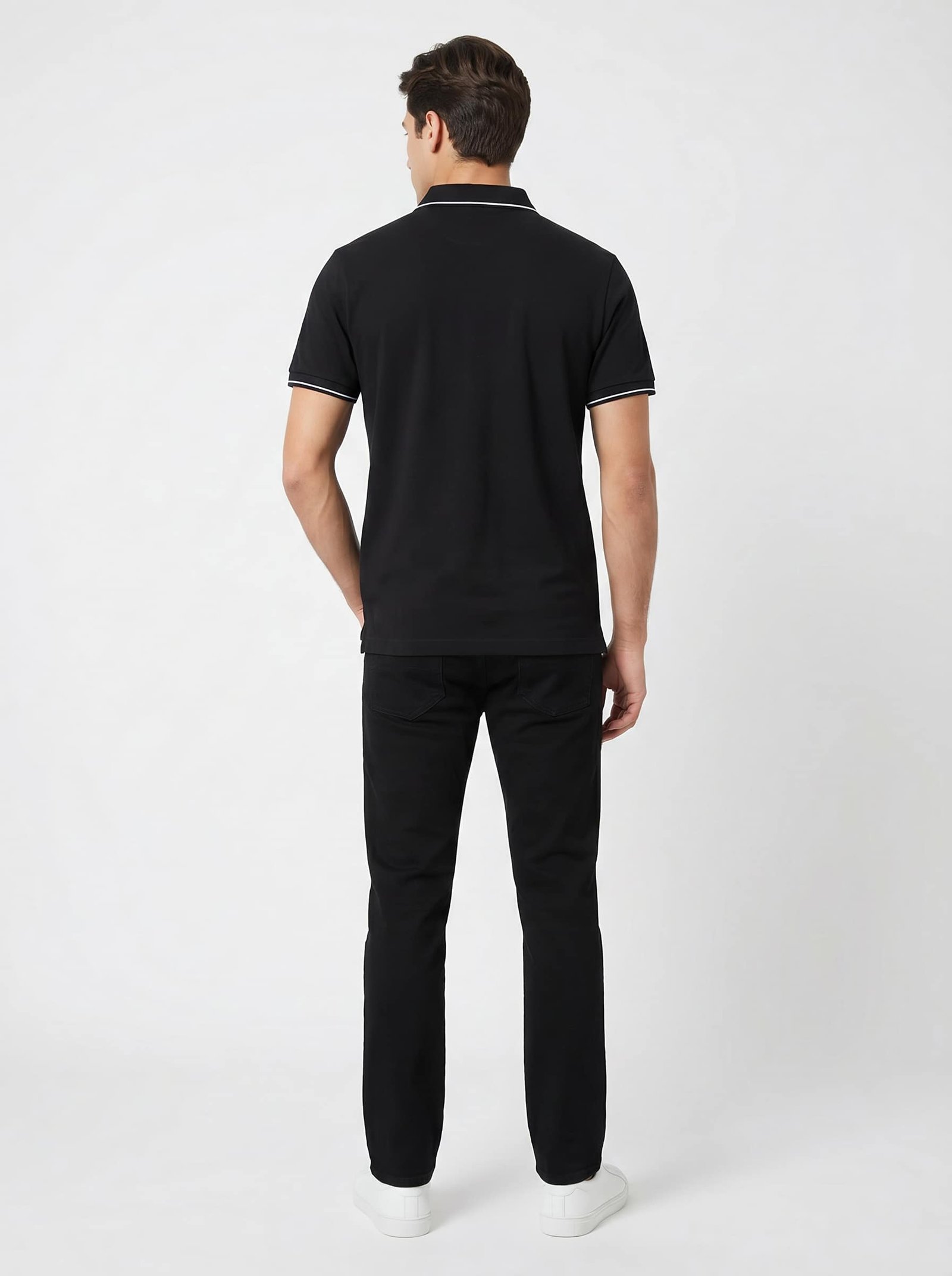 FB BACK 1776758299038