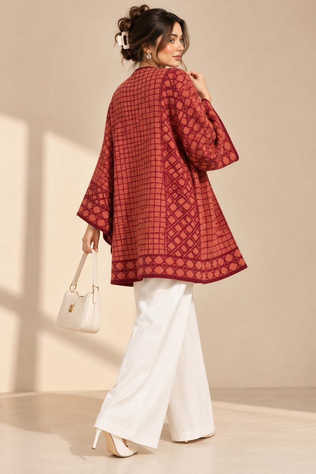 Creative Line Geometrical Cape - Image 2